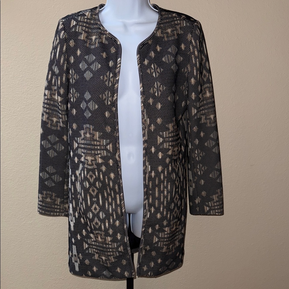 H&M Black Gold Jacquard Weave Tribal Aztec Patterned Open Blazer Women’s Size 6